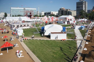 perma - Haziran 7: 7 Haziran 2012 festival beyaz geceler kasabası