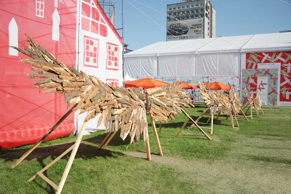 PERM - JUNE 7: Wooden wings at festival White Nights, on June 7, — Stock Photo, Image