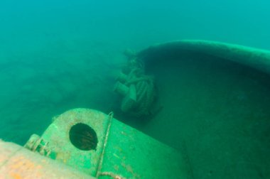 Superior Gölü 'nde büyük bir römorkör enkazı bulundu.