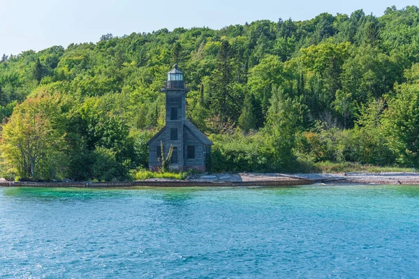 Grand Island East Channel Light in de zomer. Duitsland — Stockfoto