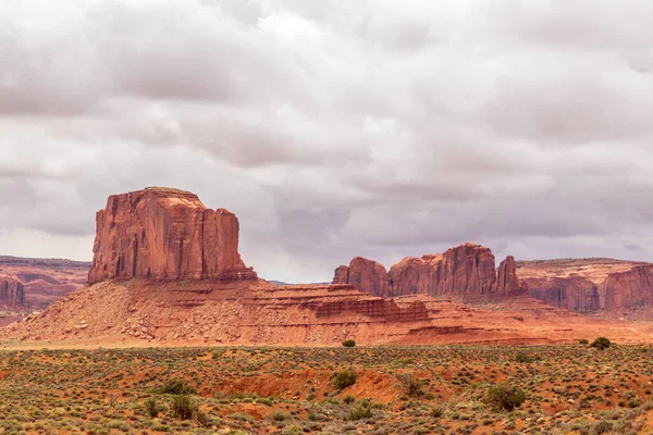 stock image Tranquil southwest scene with large stone formations in Monument Valley