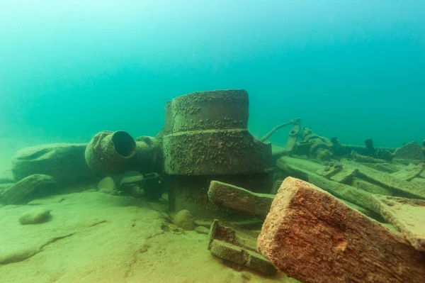 Shipwreck remains of an old wooden steamer in Lake Superior — Stock Photo, Image