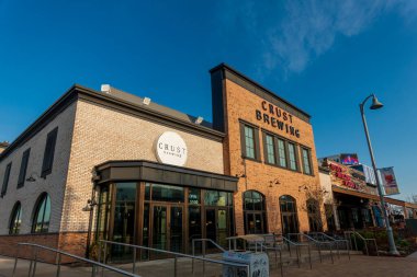 Rosemont, IL - APRIL 23, 202 : Outside the Crust Brewing Business a micro brewery