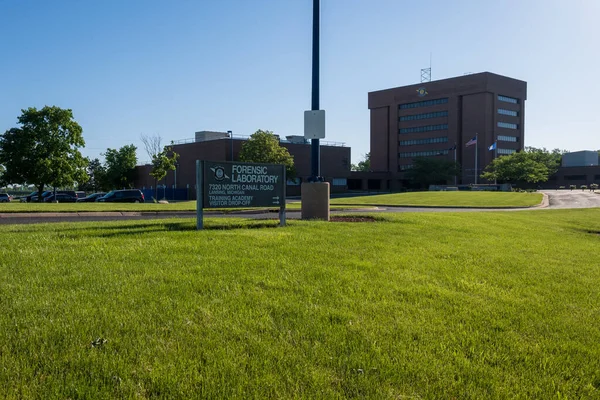 Dimondale June 2022 Street Sign Michigan Forensic Laboratory High Quality — ストック写真