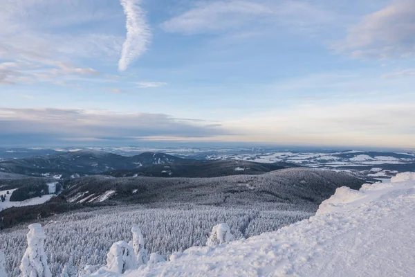 Vacker Vinter Utsikt Över Dalen Från Jested Och Solnedgång — Stockfoto