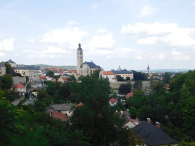 Kutn Hora 'daki Aziz Barbara Kilisesi Katolik Kilisesi (Bohemya) bir katedral tarzında ve bazen St. Barbara UNESCO' nun dünya mirası sahasında madencilerin koruyucusu olarak anılır.