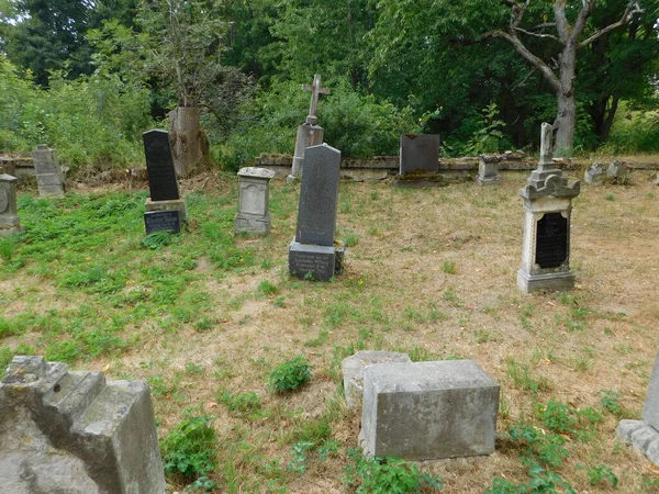 Friedhof Von Maria Stock Tschechien Als Skoky Dorf Mit Barockkirche — Stockfoto