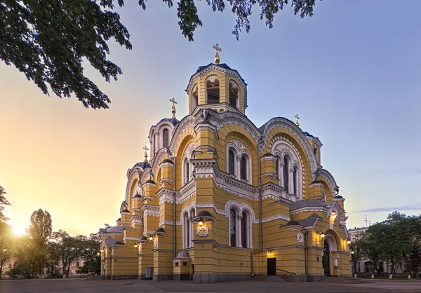 Coucher de soleil à la cathédrale Vladimir — Photo