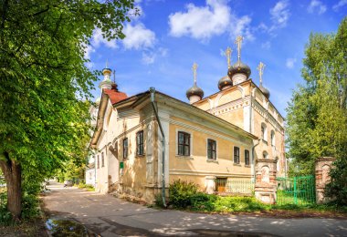 Dmitry Prilutsky Kilisesi Vologda 'da güneşli bir yaz gününde