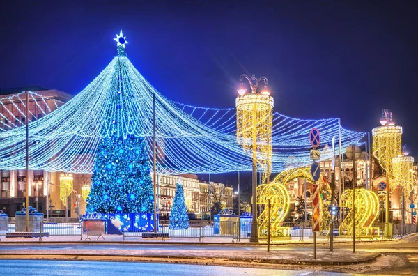 Albero Natale Piazza Lubyanskaya Mosca Alla Luce Della Luce Notturna — Foto Stock