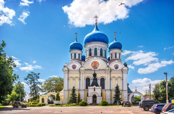 Εκκλησία Του Αγίου Νικολάου Στο Χωριό Rogachevo Περιφέρεια Dmitrovsky Περιφέρεια — Φωτογραφία Αρχείου
