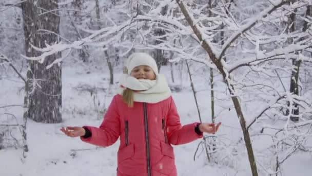 Cheerful Cheerful Girl Whom Snow Falling Smiles Pleasure Slow Motion — Stockvideo