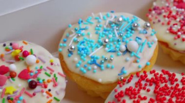 Lezzetli bir iştah açıcı yemek servisi ve dekorasyonu.