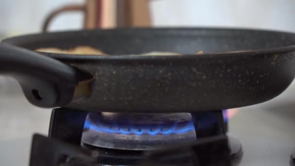 Pan Gas Stove High Quality Footage — Stock Video