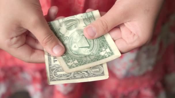 Dólar Manos Niños Concepto Pobreza Problemas Económicos Vídeo — Vídeos de Stock