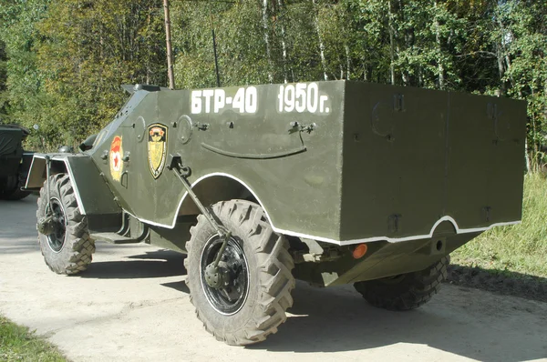 The Soviet BTR-40 on the ground in Kubinka near Moscow, rear view — Stock Photo, Image