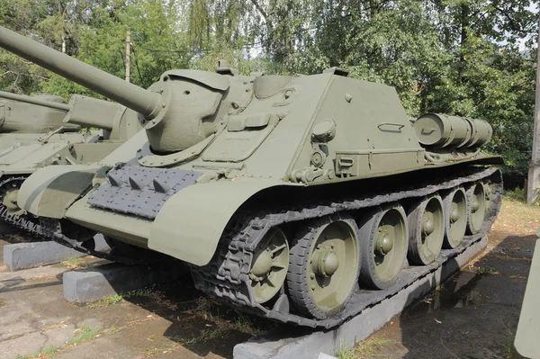 Radzieckie działo samobieżne su-85 w centralnym Muzeum sił zbrojnych, Moskwa, Federacja Rosyjska — Zdjęcie stockowe