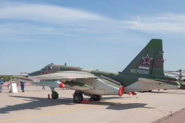 Zhukovsky, RUSSIA 29 Ağustos 2019: Rus ve Sovyet zırhlı ses altı askeri saldırı uçağı Sukhoi Su-25SM3 