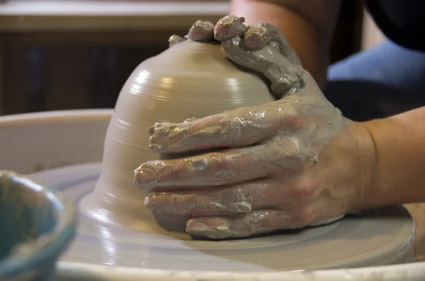 Pottery hands — Stock Photo, Image