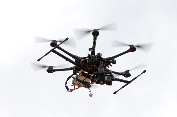 Вертолет дистанционного управления с камерой
