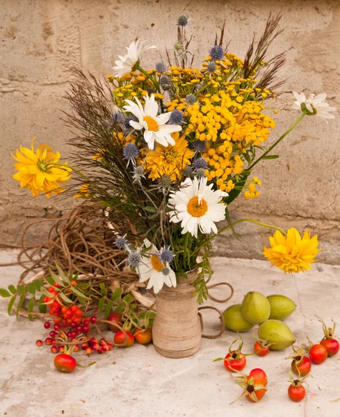 Still life bouquet — Stock Photo, Image