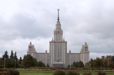 Lomonosov Moskova Devlet Üniversitesi