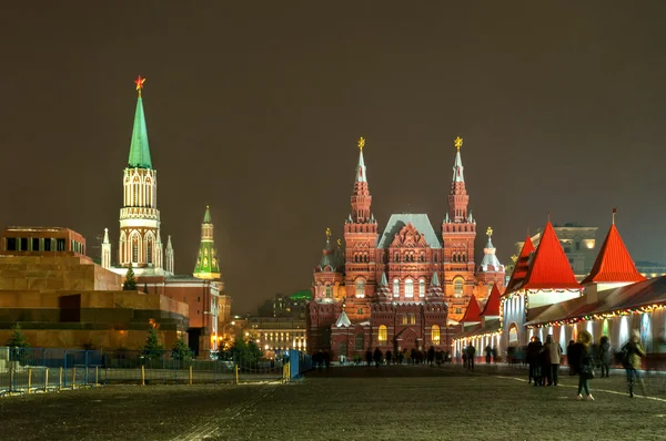 Plac Czerwony Moskwa w zimową noc. — Zdjęcie stockowe