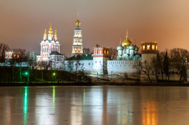 kış geceleri Novodevichy Manastırı