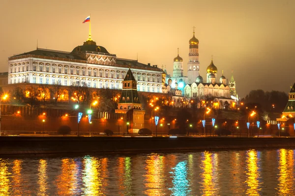 Moskwa kreml w nocy — Zdjęcie stockowe
