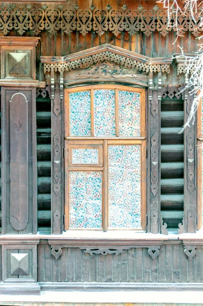 Curved wooden traditional russian window — Stock Photo, Image