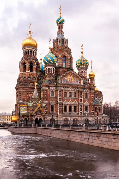 Kerk van de Verlosser op het bloed, st petersburg, Rusland — Stockfoto
