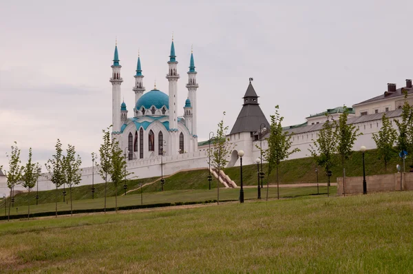 Moskee "kul sharif" in de kremlin van kazan, tatarstan, Rusland — Stockfoto