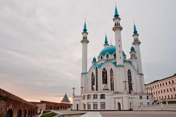 Moskee "kul sharif" in de kremlin van kazan, tatarstan, Rusland — Stockfoto