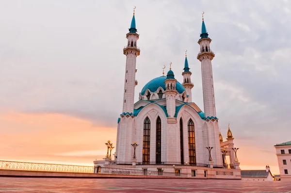 Mosquée "Kul Sharif" à Kazan Kremlin, Tatarstan, Russie — Photo