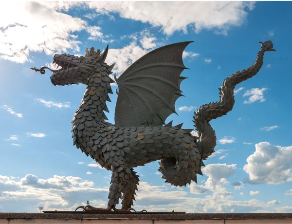 Estátua de dragão - símbolo da cidade Kazan — Fotografia de Stock