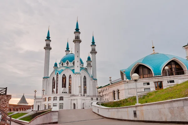 Мечеть "Кул Шариф" в Казанском Кремле, Татарстан, Россия — стоковое фото