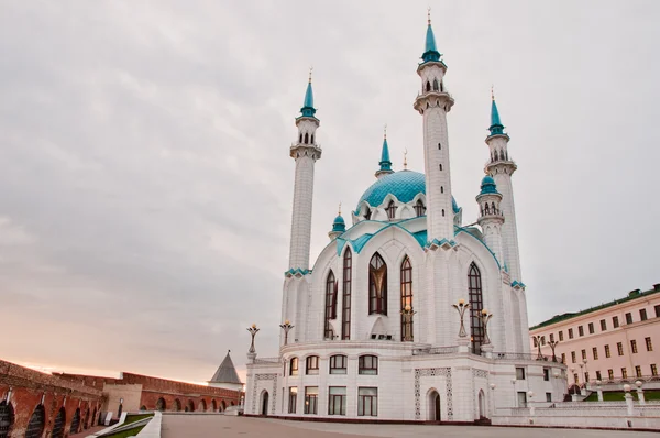 Moskee "kul sharif" in de kremlin van kazan, tatarstan, Rusland — Stockfoto