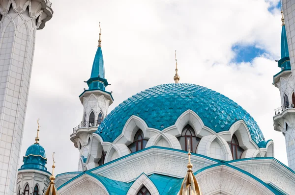 De kul sharif moskee in het kremlin van kazan, tatarstan, Rusland — Stockfoto