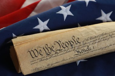 Amerikan bayrağı ve Anayasa