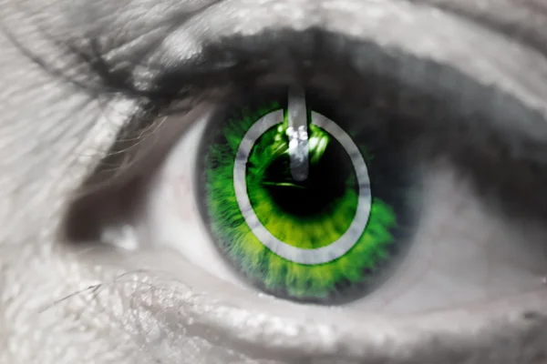 Zielone oko — Zdjęcie stockowe