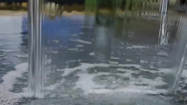 Бассейн с водопадом — стоковое видео