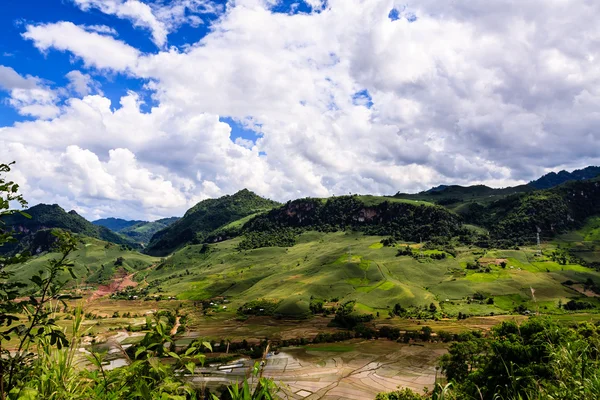 Bulutlar peyzaj — Stok fotoğraf