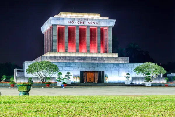 Mausoleum of Ho Chi Minh — Stock Photo, Image