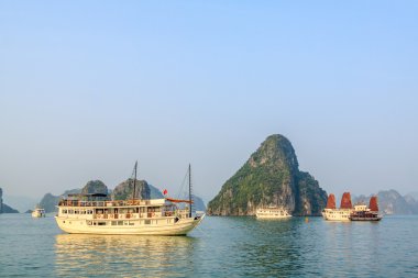 halong bay teknede turizm