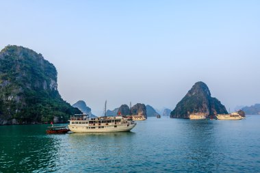 halong bay teknede turizm