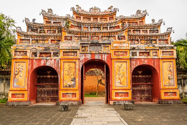 Puerta de la Ciudad Prohibida en Hue — Foto de Stock