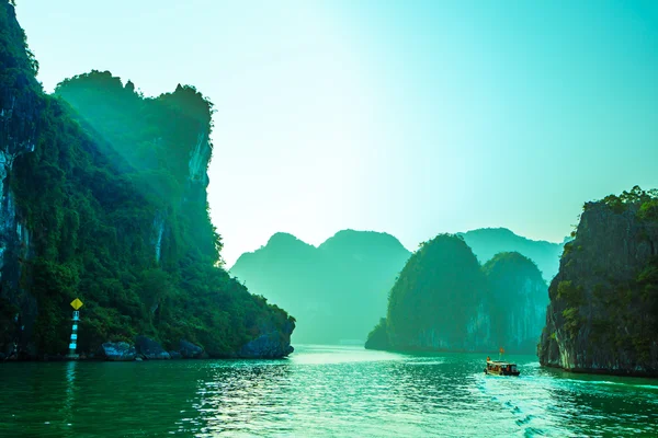 Bahía de Ha Long — Foto de Stock