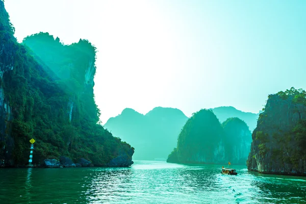 Bahía de Ha Long — Foto de Stock