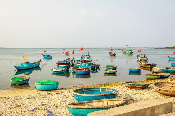 Boot op strand — Stockfoto