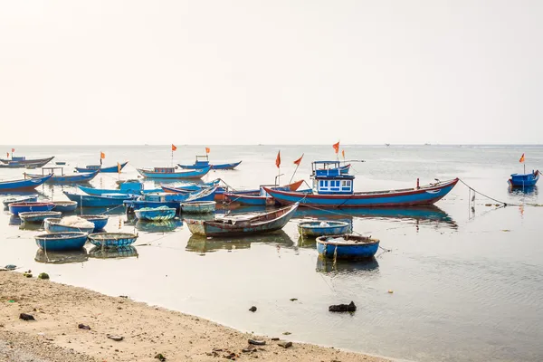 Barco en la playa — Foto de Stock